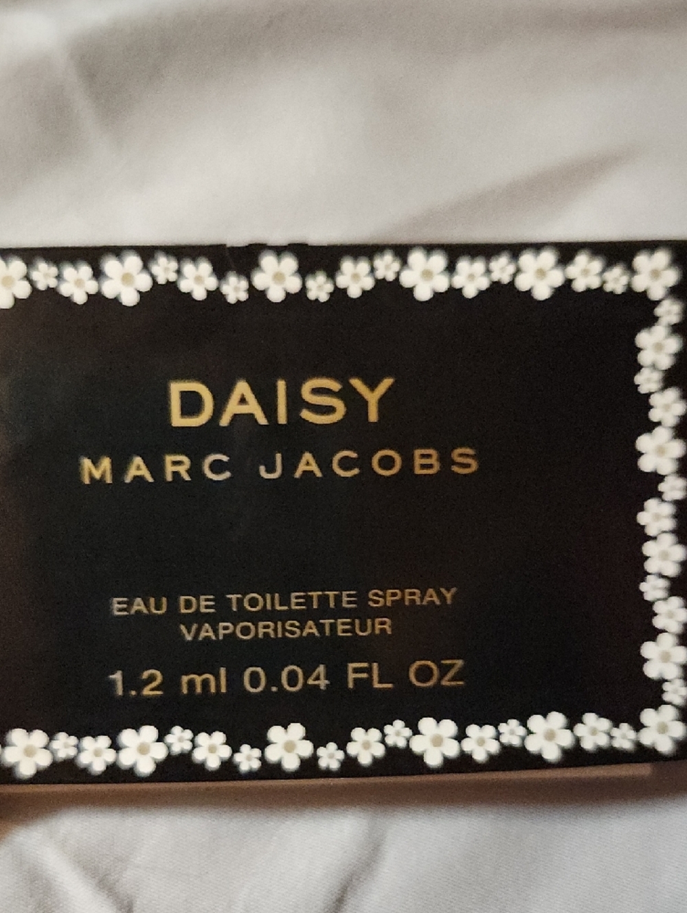 Beauty Bundle amika The Kure, Daisy Marc Jacobs Sample Size,  Hairclip - Picture 4 of 7